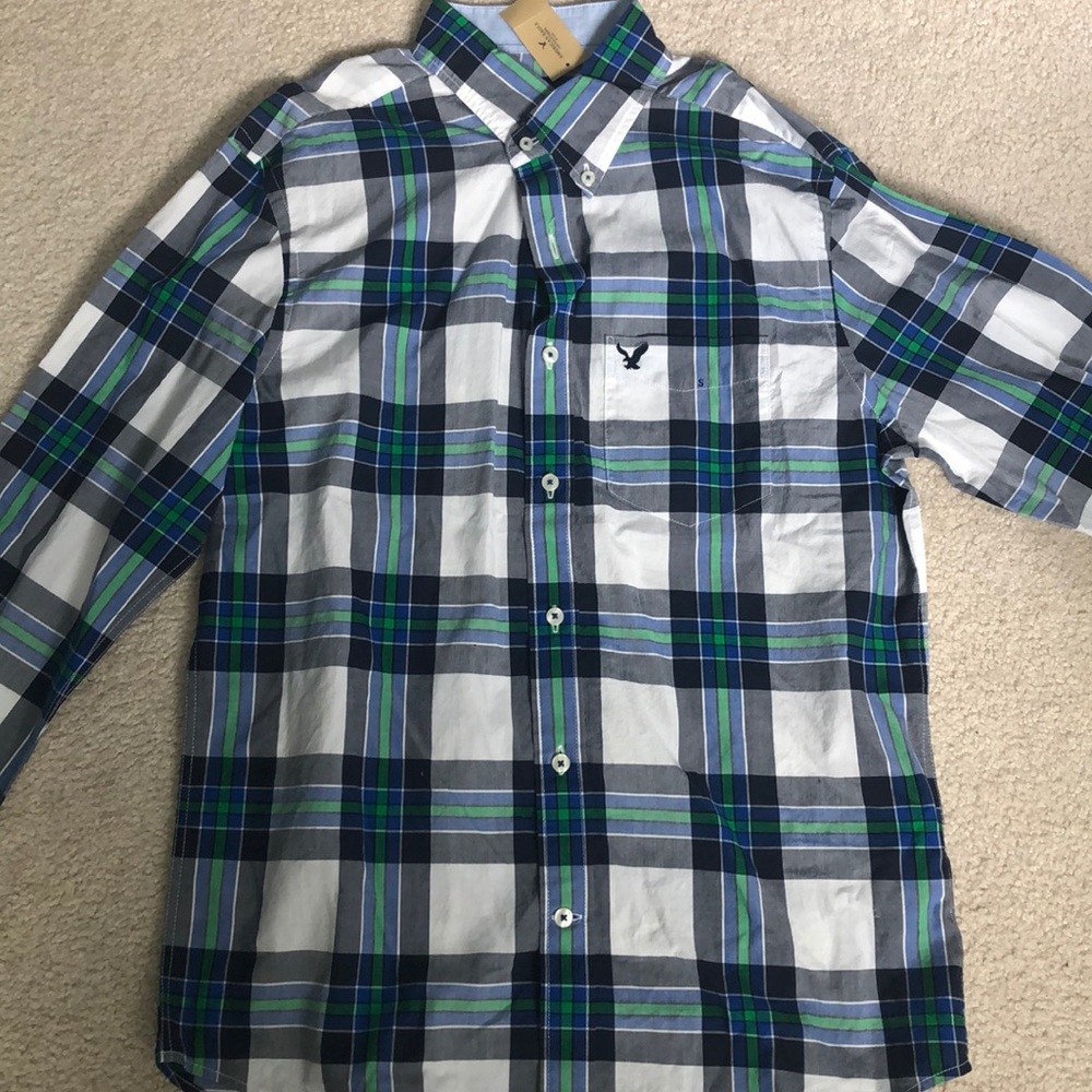 American eagle plaid shirt (New with tags)